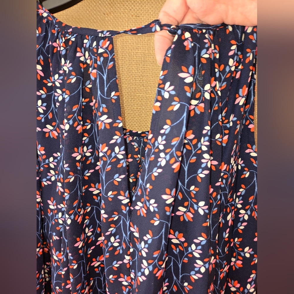 Women's Copper Key Blue Floral Open Shoulder Bell Sleeve Blouse Size Large - Picture 9 of 11